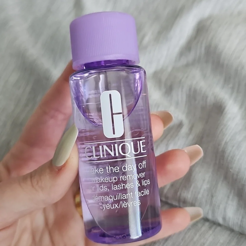 NWOT Clinique Take The Day Off Makeup Remover - Purple 1.7 Oz